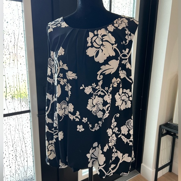 Bold print - Bubble blouse by Style & Company in XL - Picture 2 of 11
